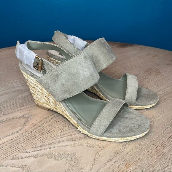 New! DV by Dolce Vita Praiya Faux Suede Espadrille Wedge Sandals Olive Women’s 7 - Picture 2 of 11